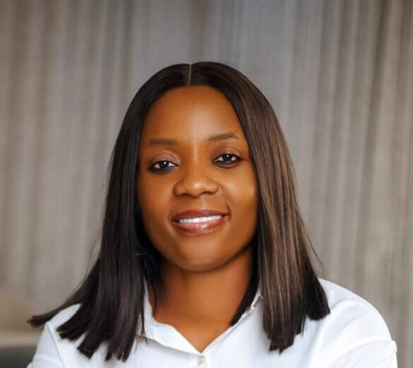 Image of the host of evolvingwithcheta.com